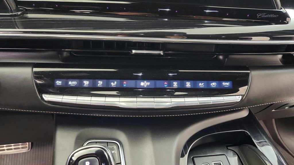 Used 2023 Cadillac Escalade ESV V w/ Heavy-Duty Trailer Package image 26