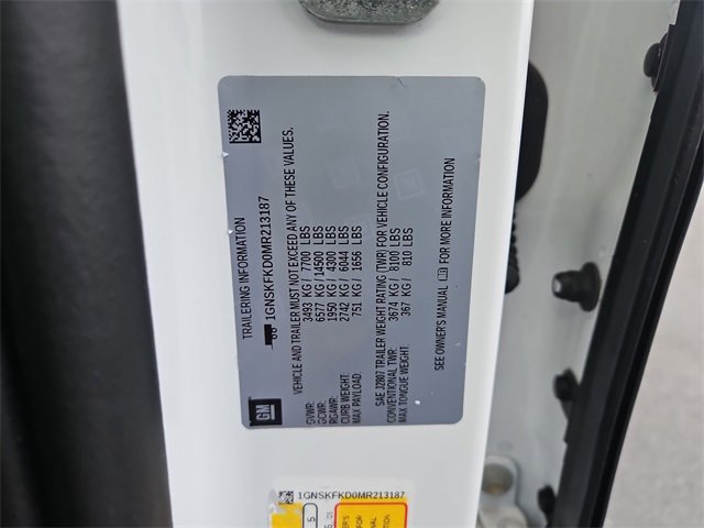 Certified 2021 Chevrolet Suburban Premier w/ Premium Package image 35