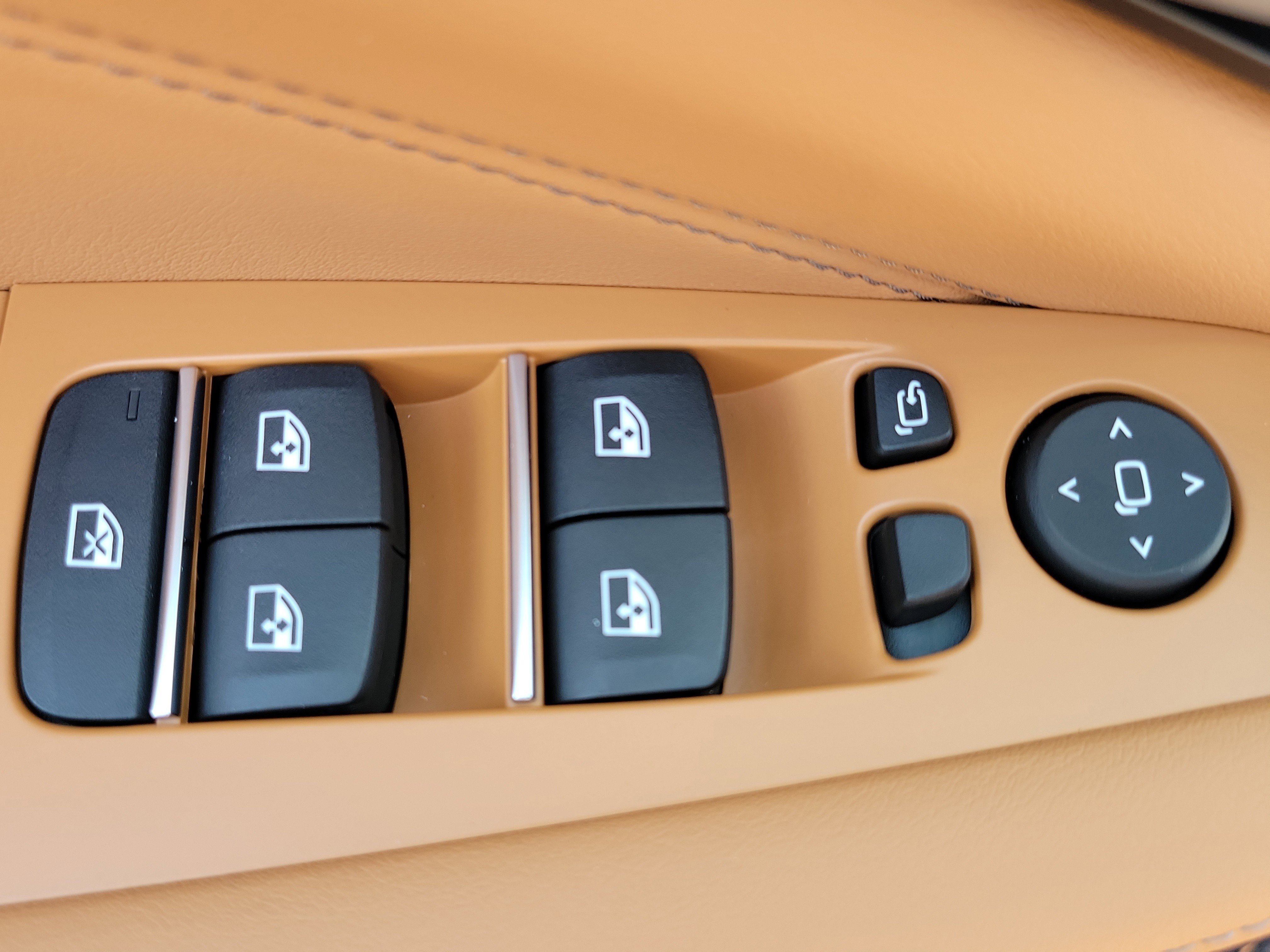 New 2026 BMW X5 sDrive40i image 21