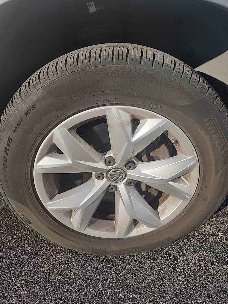 Used 2018 Volkswagen Atlas SEL AWD/4WD image 18