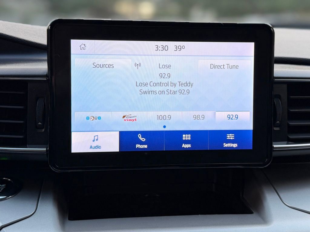 Used 2021 Ford Explorer XLT w/ Equipment Group 202A image 10