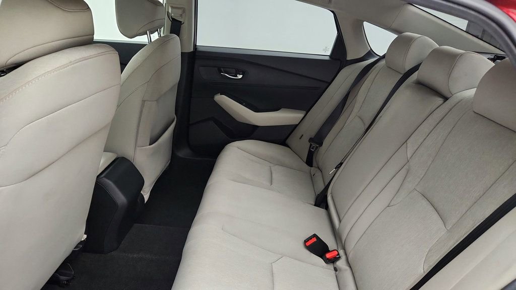 Used 2024 Honda Accord EX image 21