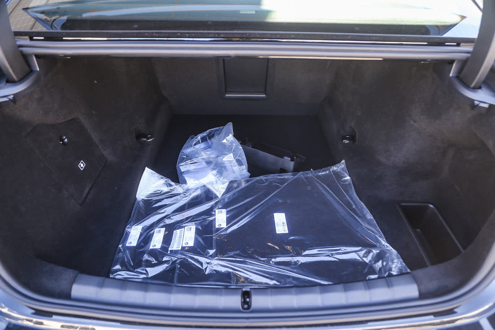 Used 2026 BMW 750e xDrive 750e xDrive w/ Premium Package image 22