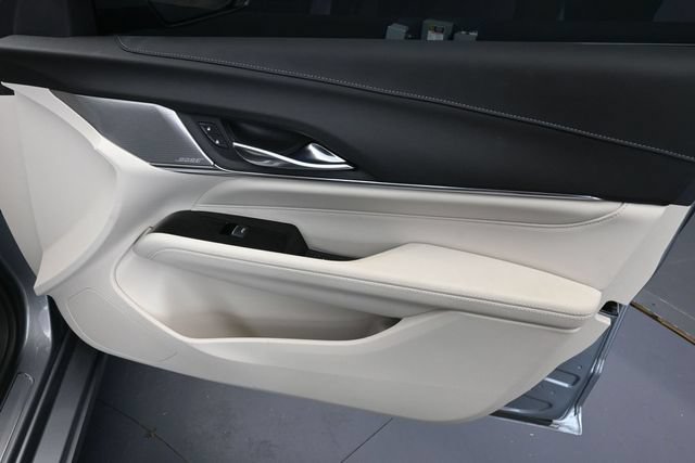 Used 2023 Cadillac CT4 Premium Luxury RWD image 33
