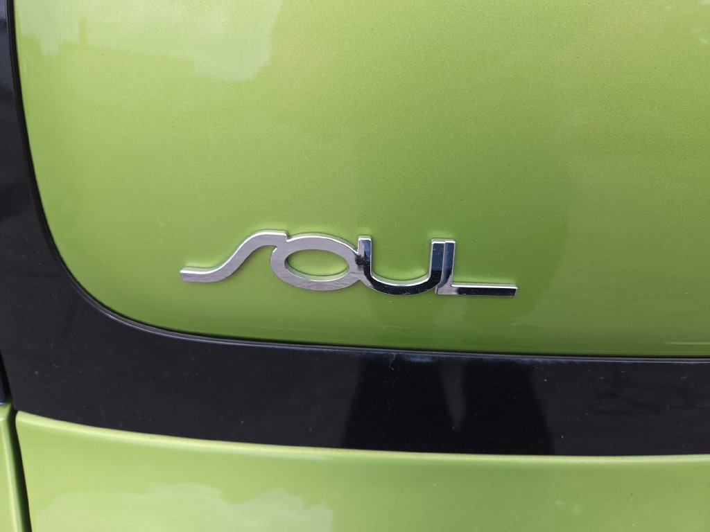 Used 2018 Kia Soul FWD image 21