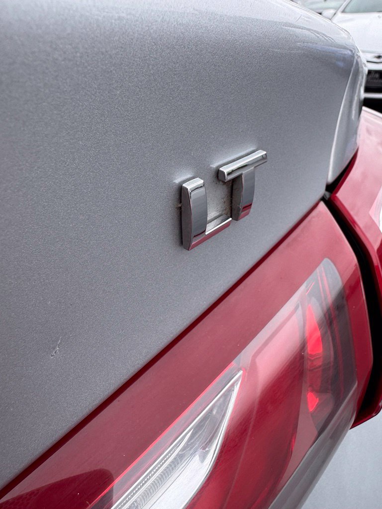 Used 2022 Chevrolet Malibu LT FWD image 9
