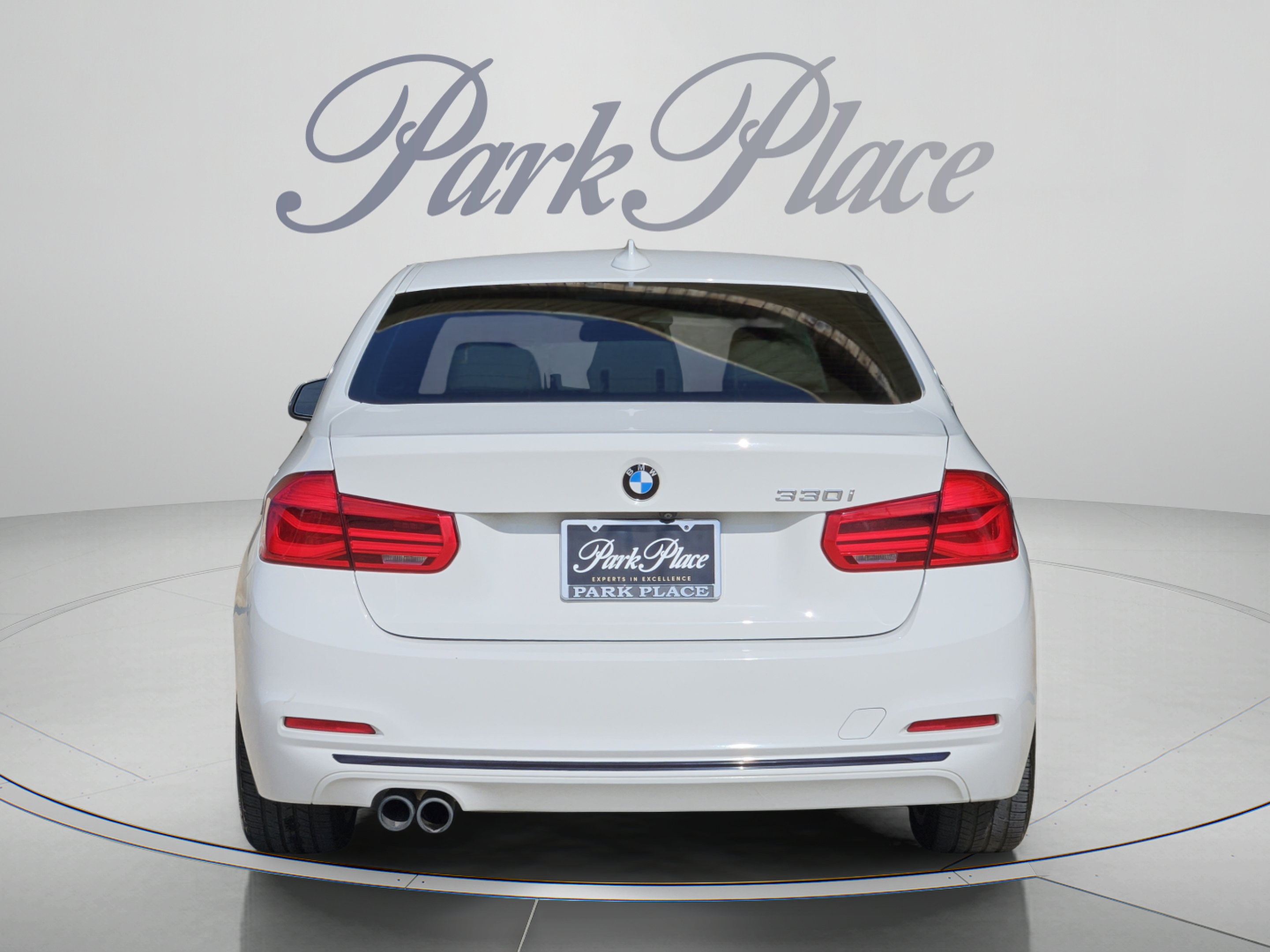 Used 2018 BMW 330i Sedan RWD image 4