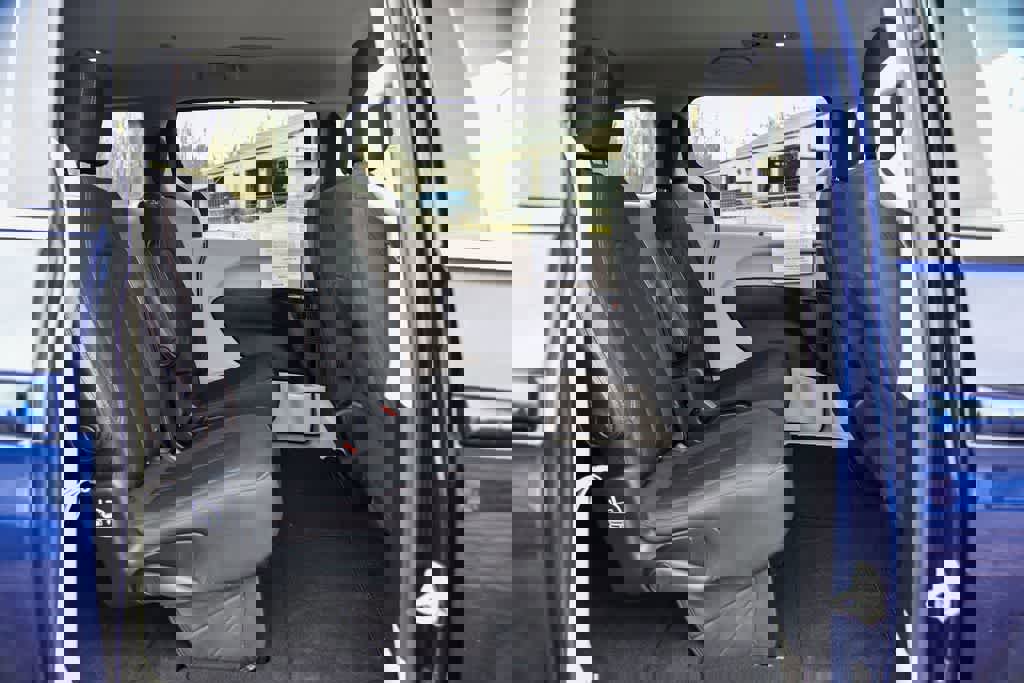 Certified 2019 Chrysler Pacifica Touring Plus image 11