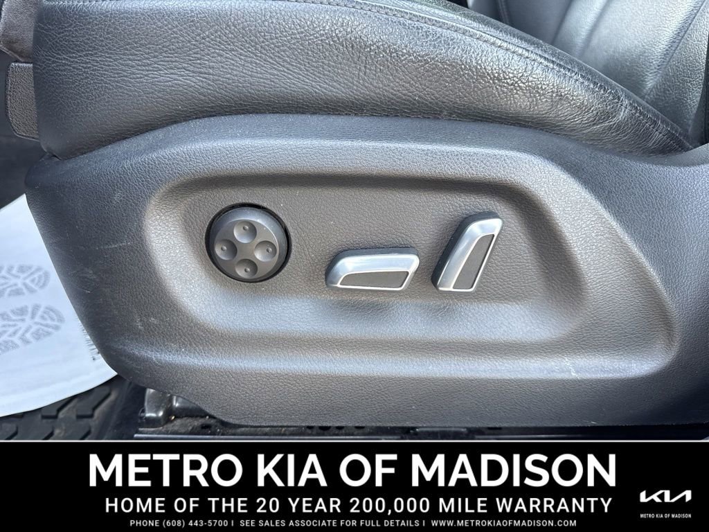 Used 2018 Audi Q3 quattro image 12