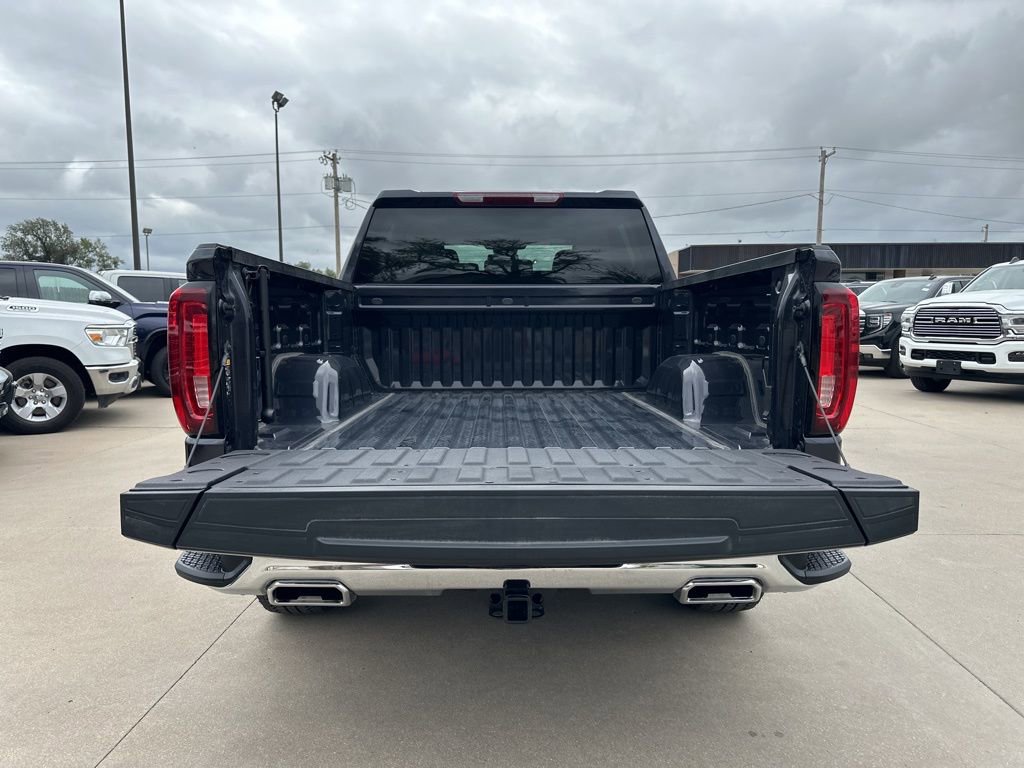 Used 2024 GMC Sierra 1500 SLT w/ SLT Premium Package AWD/4WD image 14