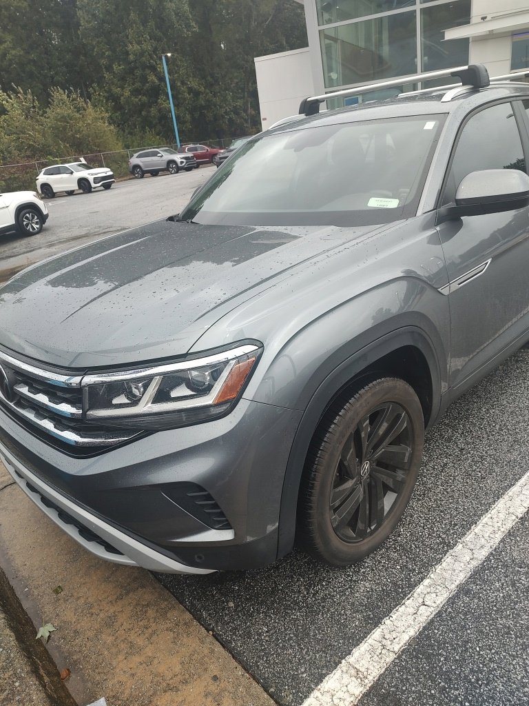 Used 2023 Volkswagen Atlas Cross Sport SE w/ Black Wheel Package