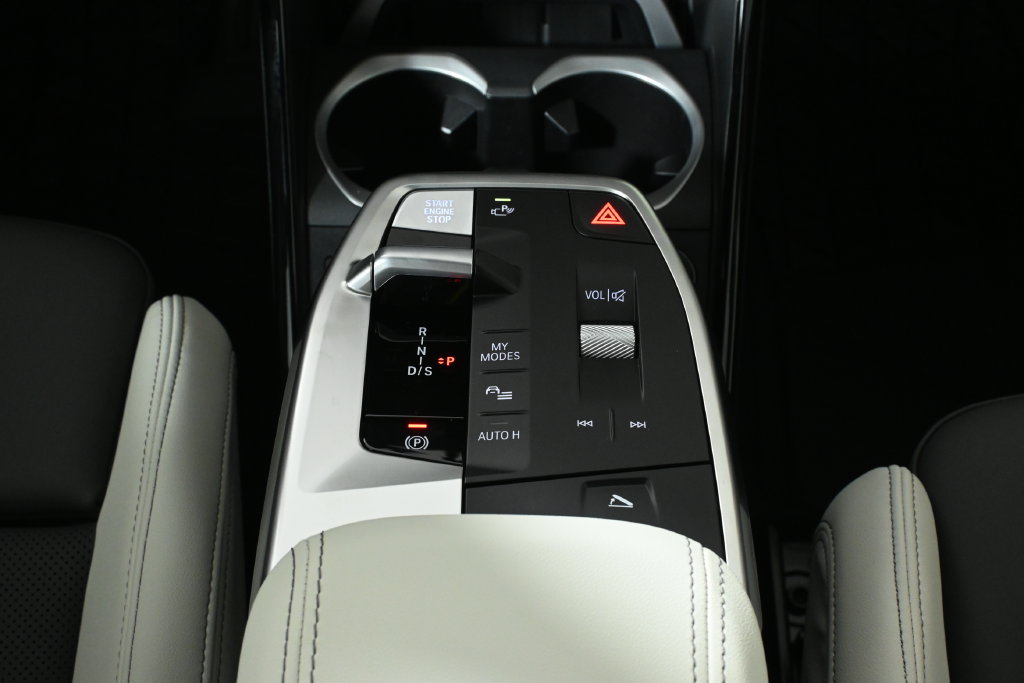 New 2027 BMW X1 xDrive28i AWD/4WD image 23