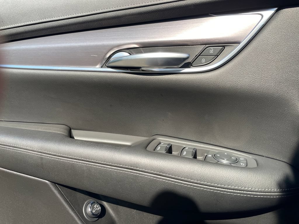 Used 2020 Cadillac XT5 Luxury FWD image 13