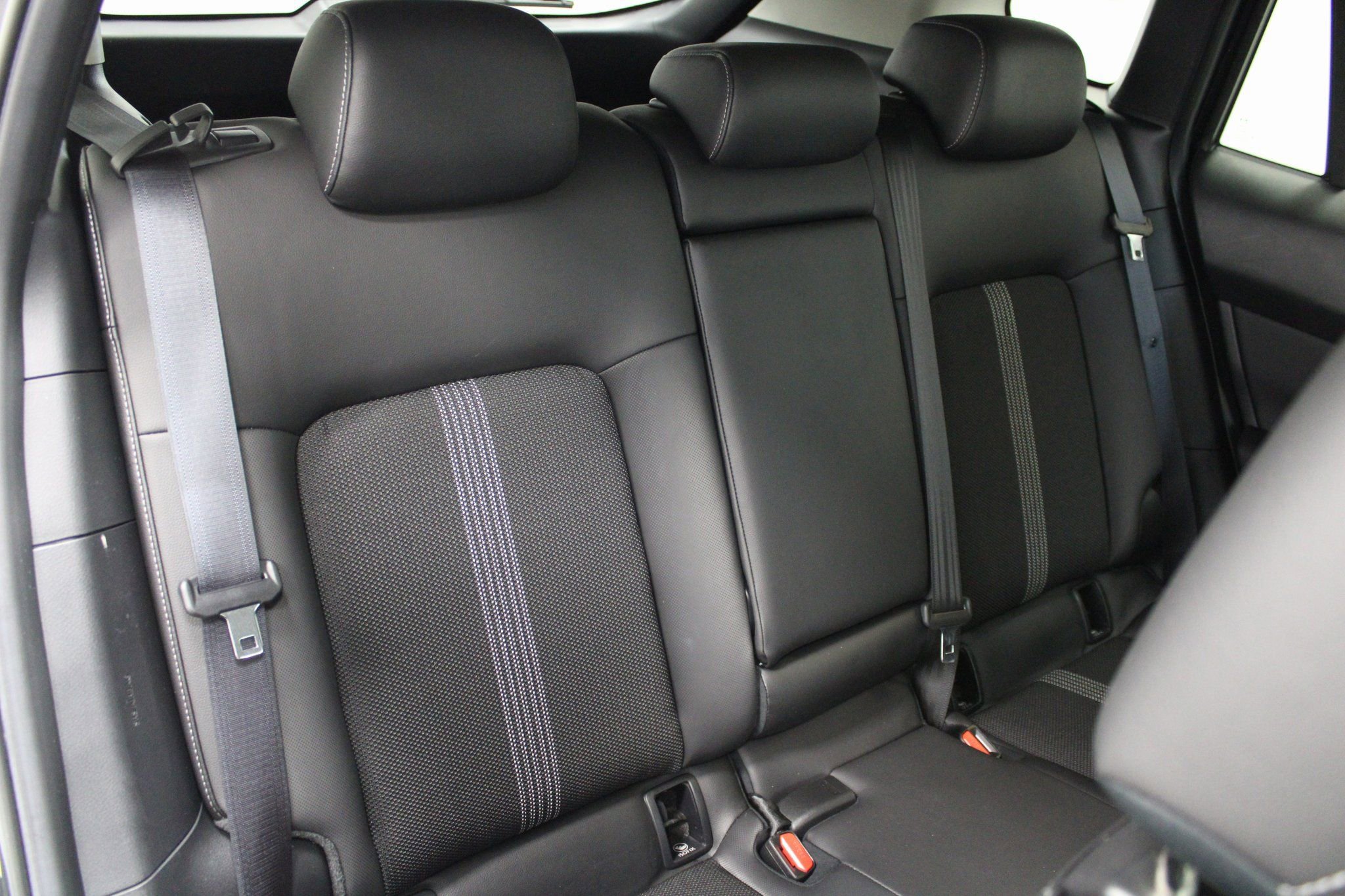 Used 2025 MAZDA CX-50 AWD 2.5 S w/ Preferred Package image 26