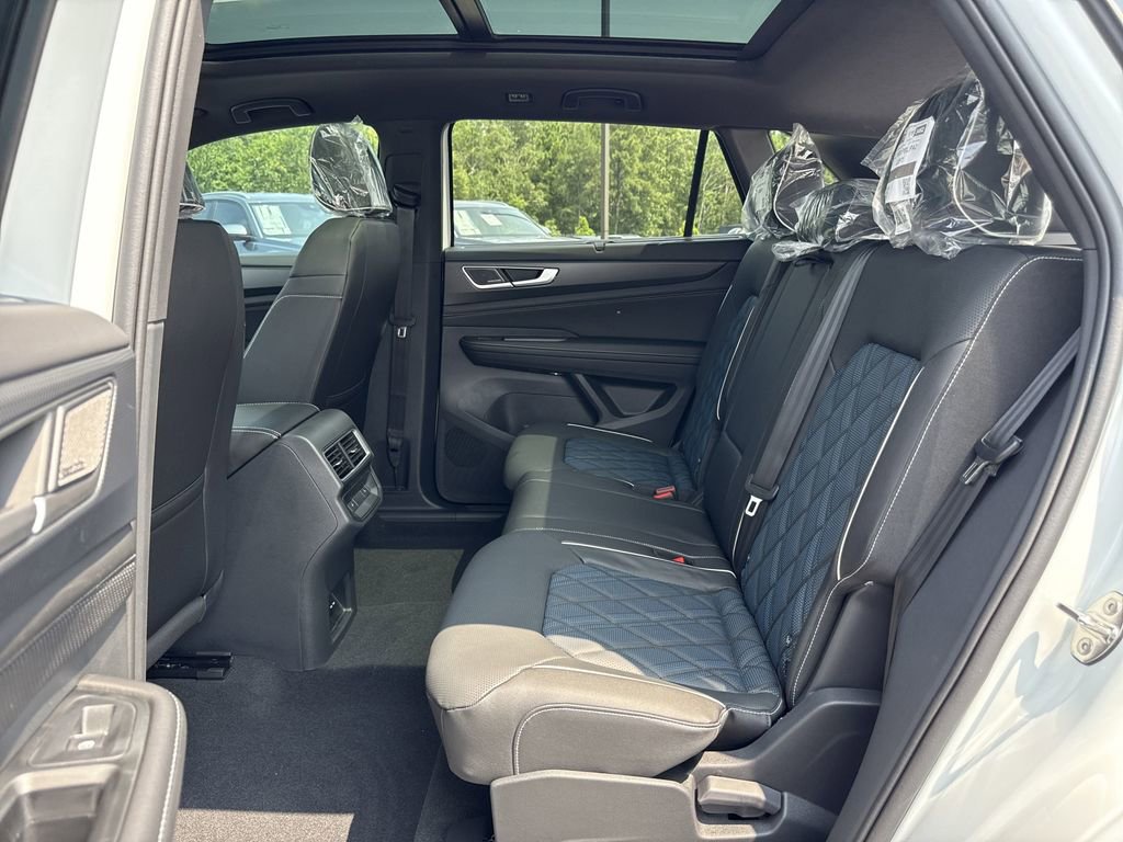 New 2025 Volkswagen Atlas Cross Sport SEL Premium R-Line image 12