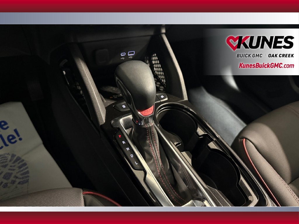 Used 2024 Chevrolet TrailBlazer RS w/ Convenience Package FWD image 29