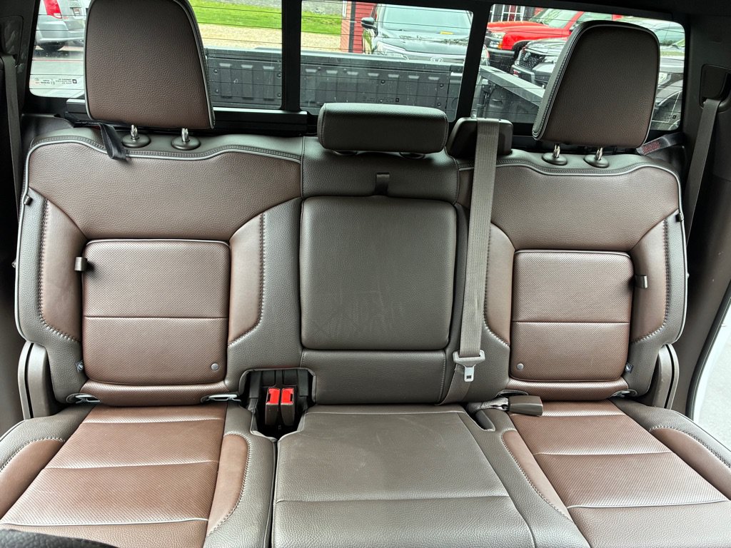 Used 2023 GMC Sierra 1500 Denali w/ Denali Reserve Package AWD/4WD image 31