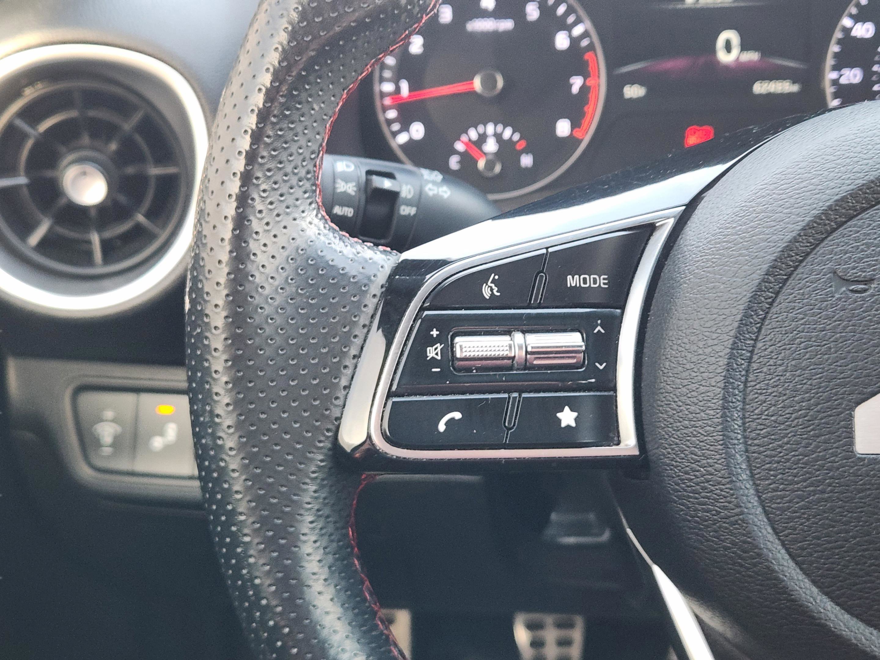 Used 2022 Kia Forte GT image 30