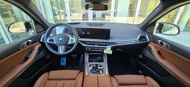 New 2026 BMW X5 M60i image 12