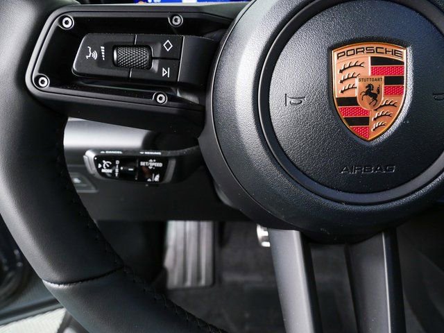 New 2026 Porsche Macan Electric image 10