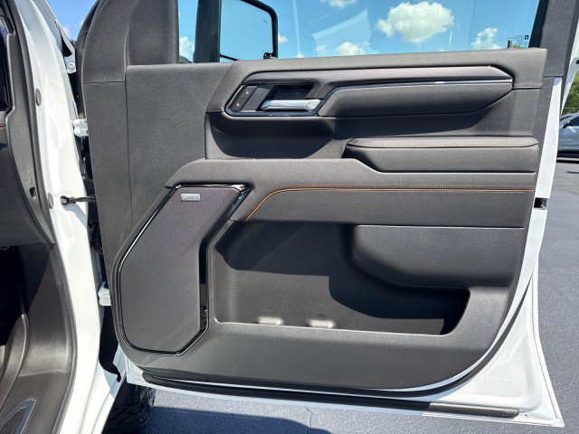 New 2026 GMC Sierra 2500 AT4 AWD/4WD image 14