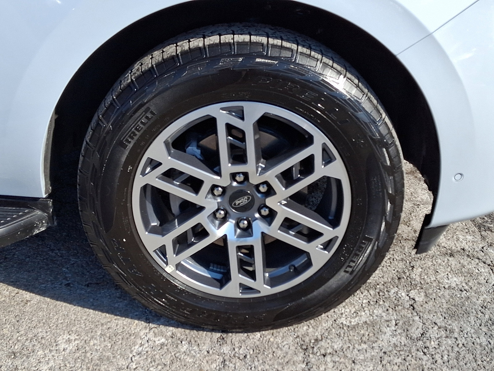 Certified 2025 Ford Expedition Active image 11