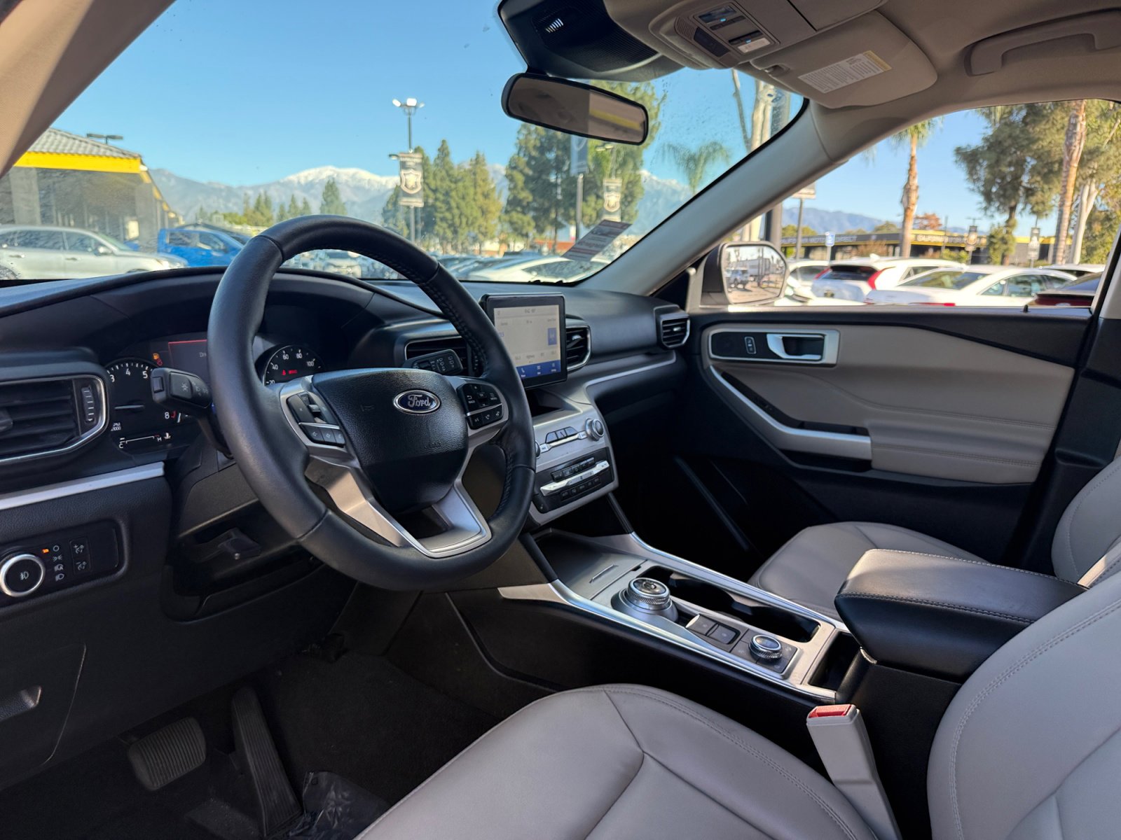 Used 2023 Ford Explorer XLT w/ Equipment Group 202A image 15