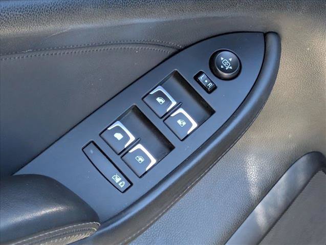 Used 2018 Cadillac CTS V w/ Luxury Package RWD image 12