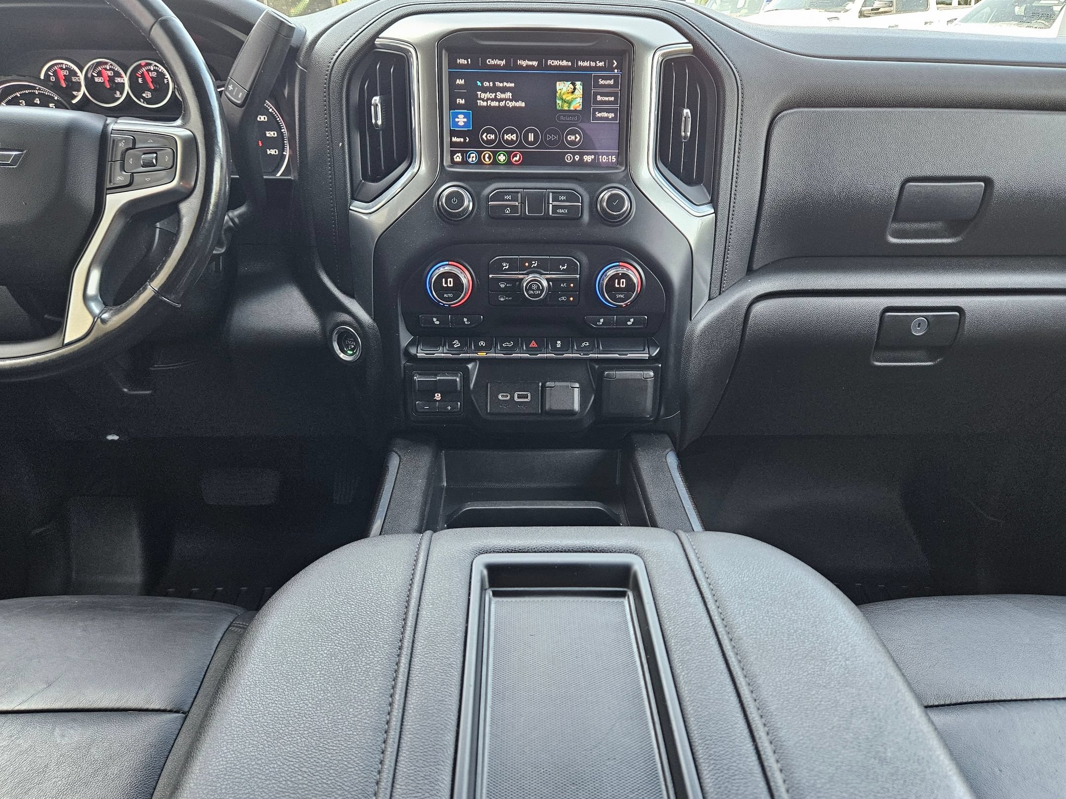 Used 2021 Chevrolet Silverado 1500 RST AWD/4WD image 10
