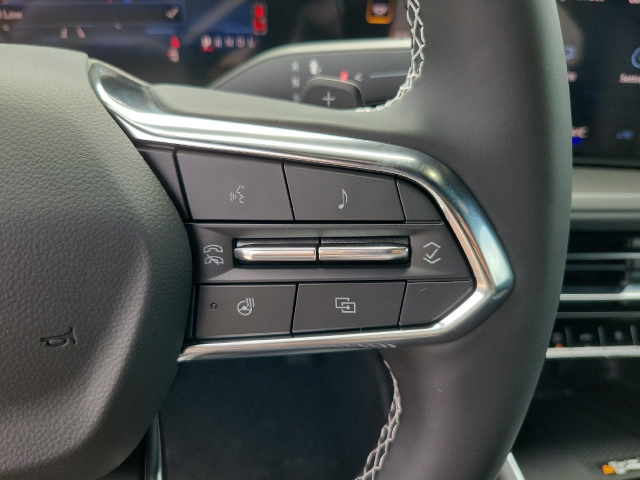 New 2027 Chevrolet Traverse LT w/ Sun and Wheel Package FWD image 20