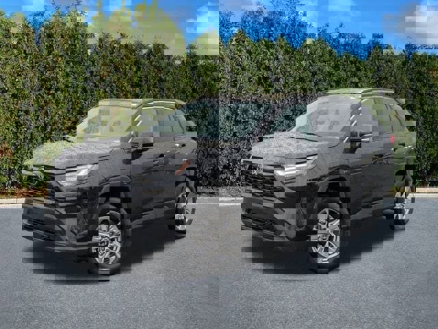 Used 2025 Toyota RAV4 XLE w/ Convenience Package image 1