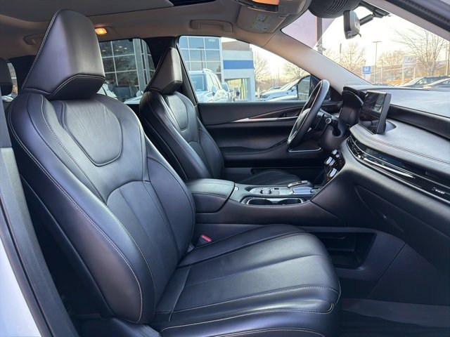 Used 2024 INFINITI QX60 Sensory w/ Vision Package image 40