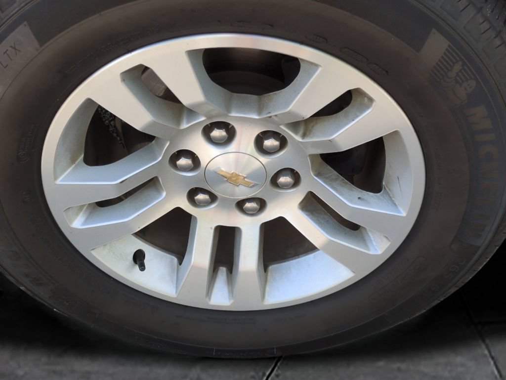 Used 2020 Chevrolet Tahoe LT RWD image 11