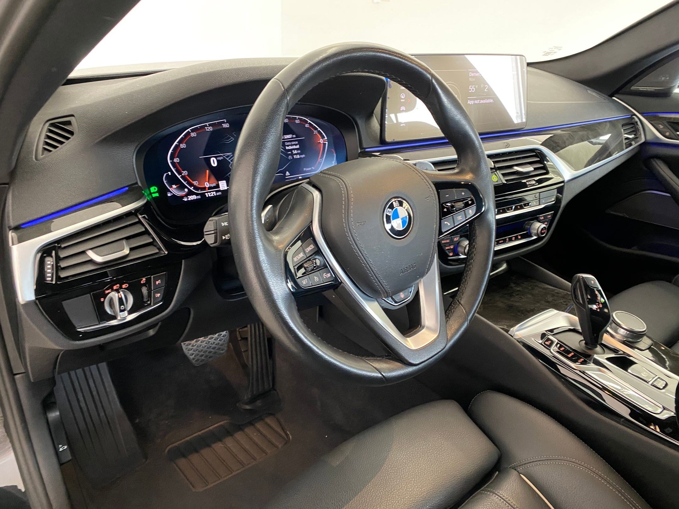 Certified 2023 BMW 540i xDrive w/ Premium Package image 4