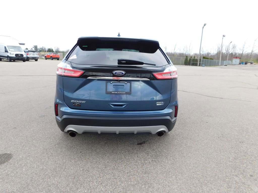 Used 2019 Ford Edge SEL w/ Equipment Group 201A image 4