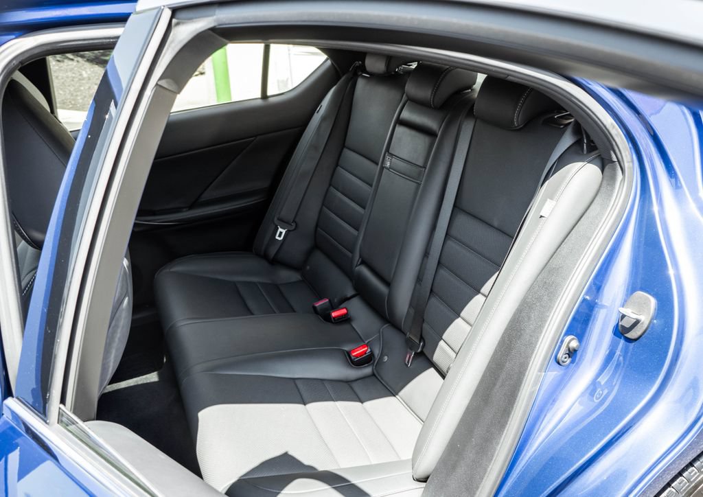 Used 2023 Lexus IS 350 F Sport AWD/4WD image 27