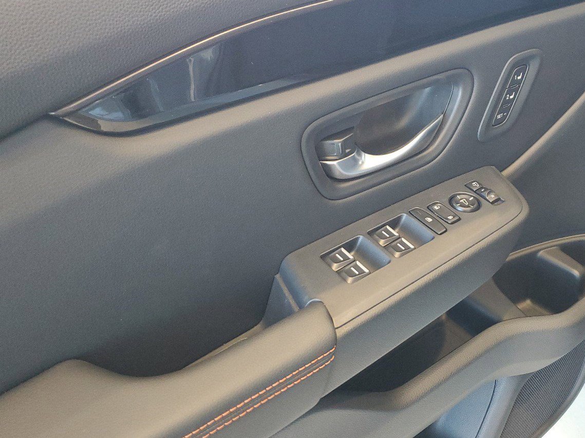 New 2025 Honda Pilot TrailSport image 6