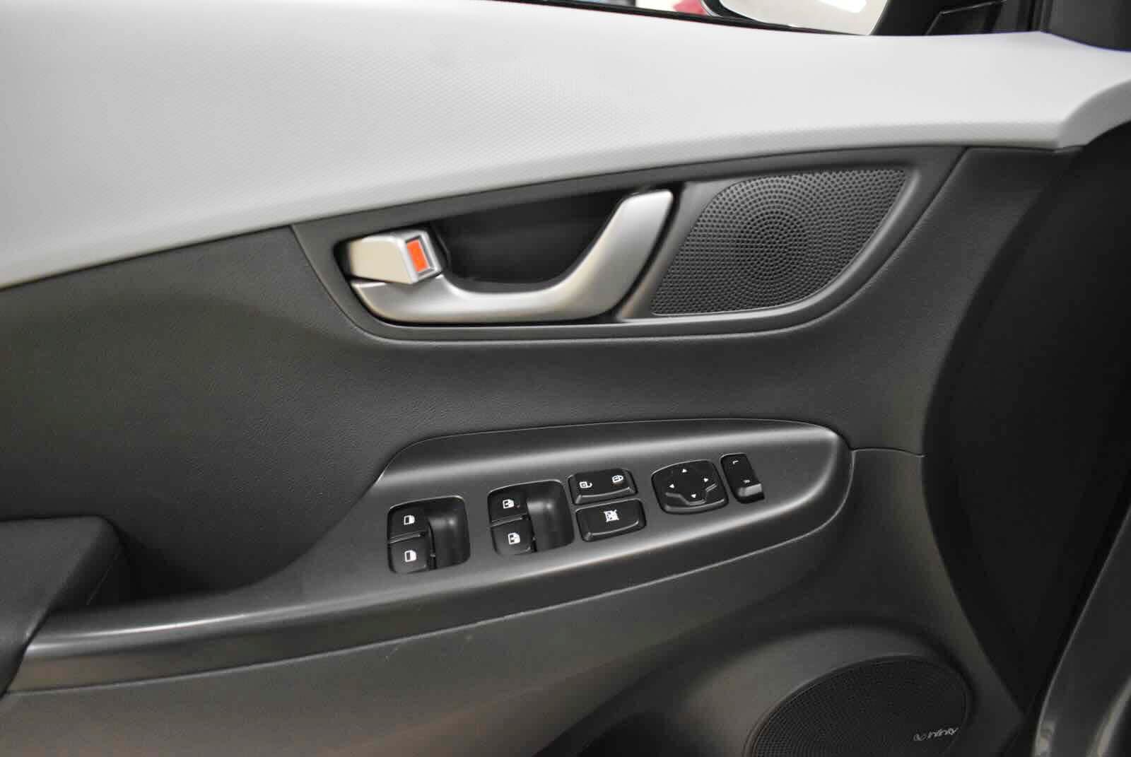 Used 2019 Hyundai Kona Limited AWD/4WD image 64