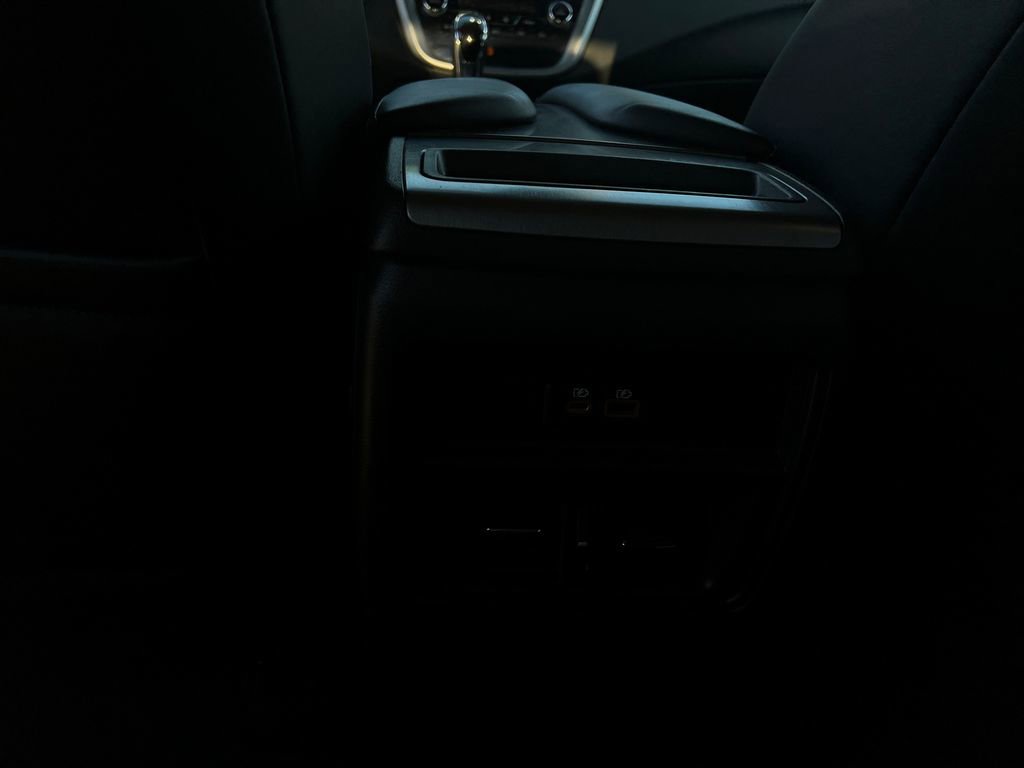 Used 2022 Nissan Murano SV FWD image 19