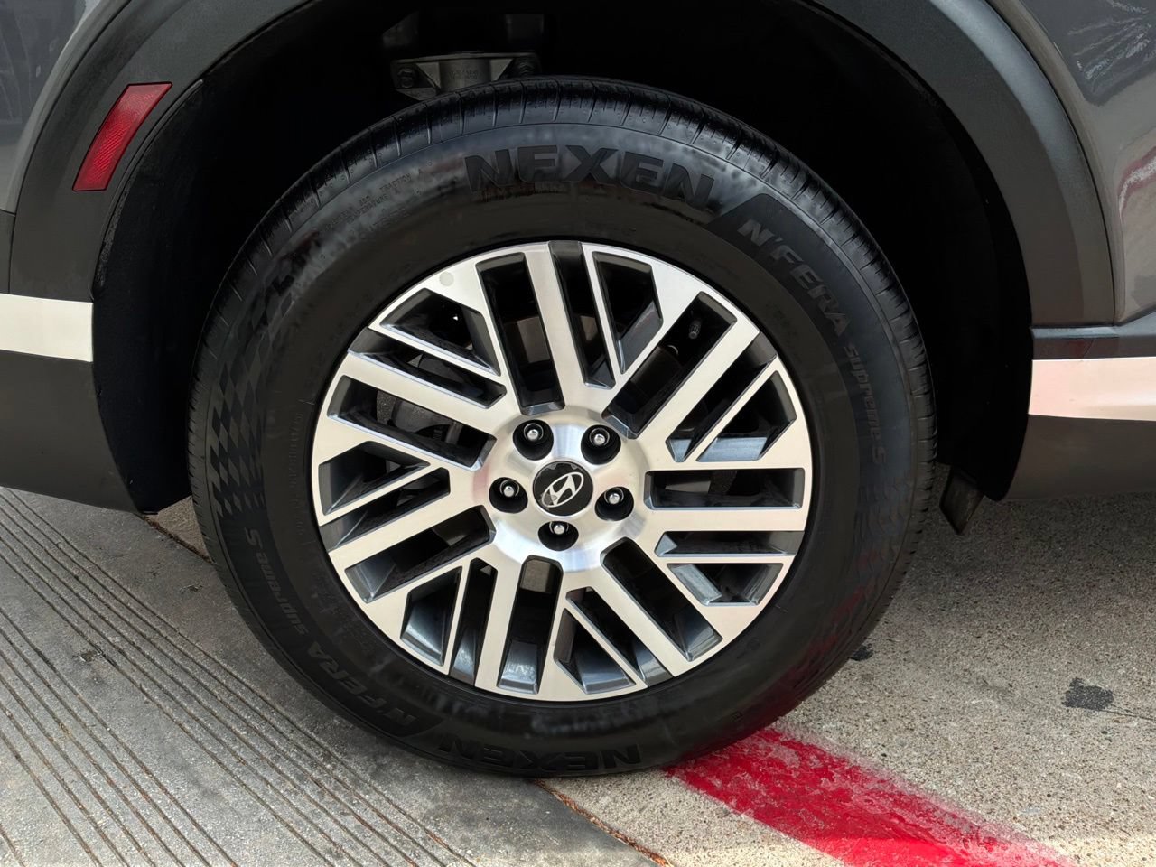 Used 2026 Hyundai Palisade SEL FWD image 9