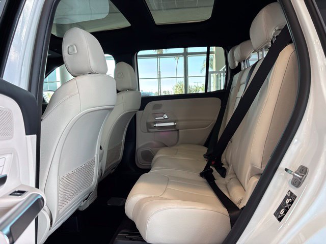 New 2026 Mercedes-Benz GLB 250 4MATIC image 14
