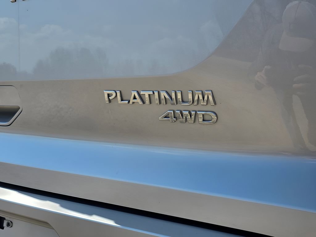 Used 2025 Nissan Pathfinder Platinum w/ Cargo Package image 6