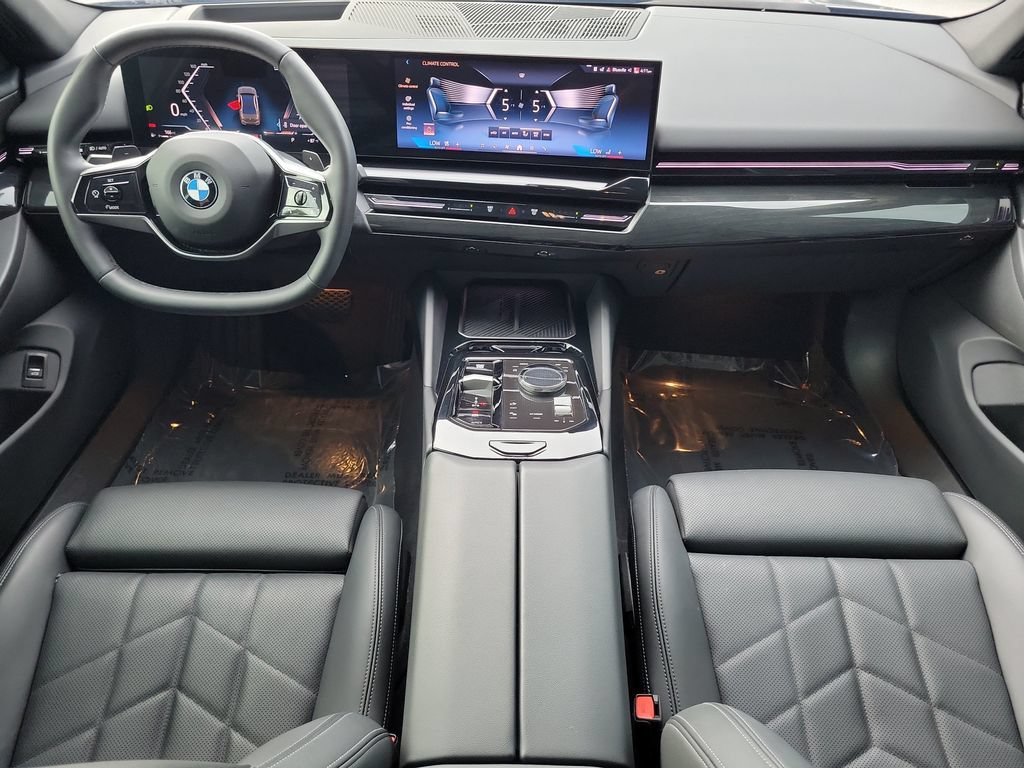 Used 2024 BMW 530i xDrive w/ Premium Package AWD/4WD image 20