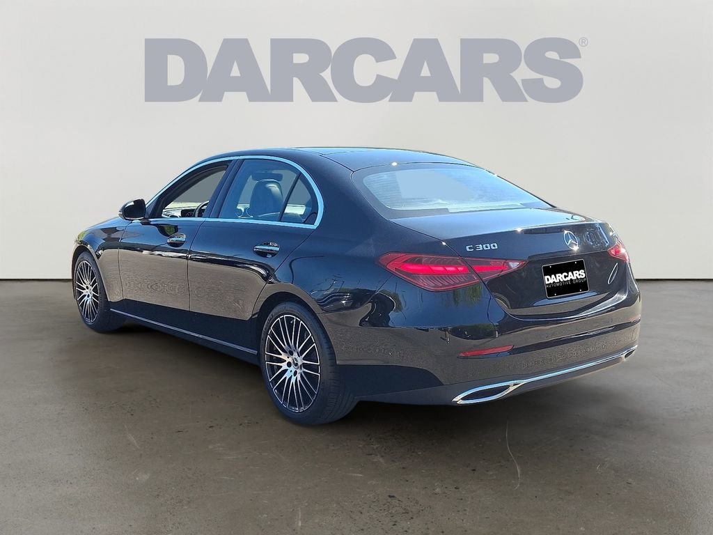 Used 2025 Mercedes-Benz C 300 4MATIC Sedan image 4