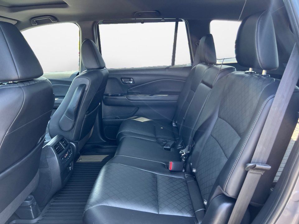 Used 2020 Honda Passport Elite image 16