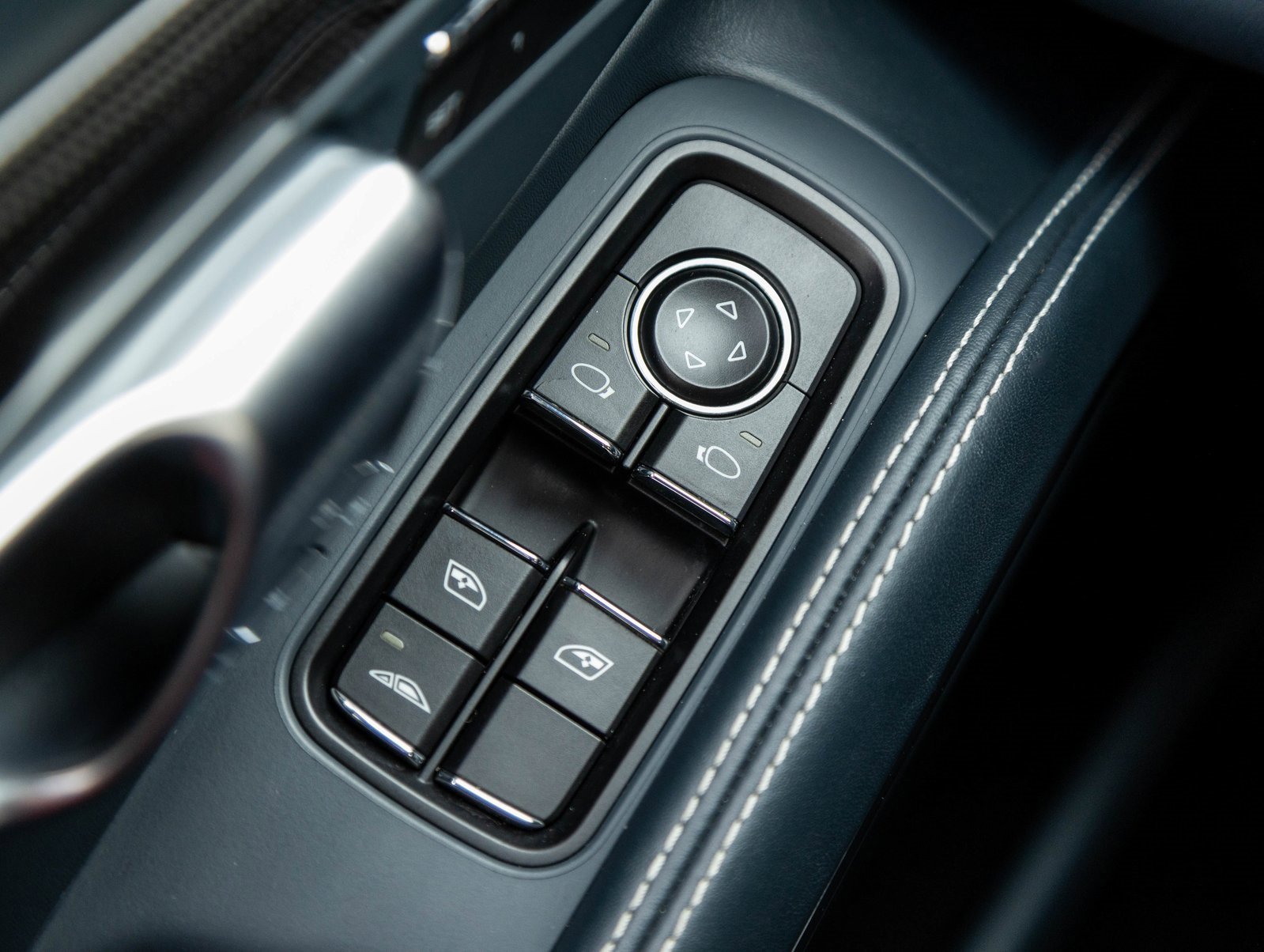 Used 2019 Porsche 911 Turbo S image 21