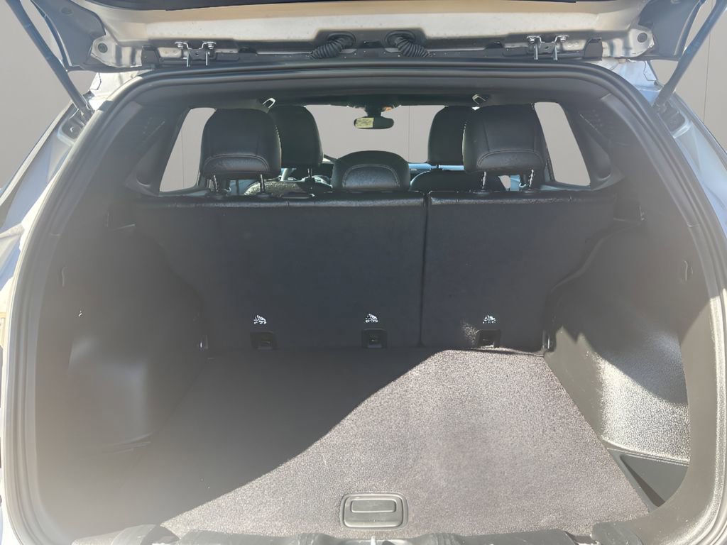 Used 2024 Jeep Compass Trailhawk AWD/4WD image 31