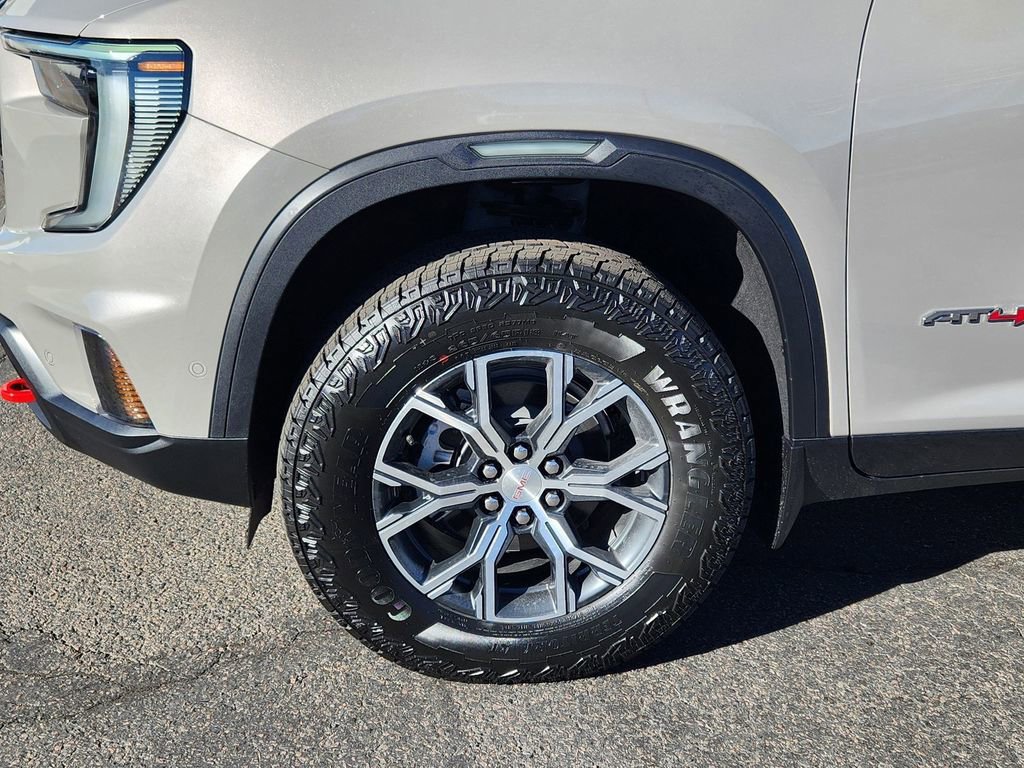 New 2026 GMC Acadia AT4 w/ Super Cruise Package AWD/4WD image 9
