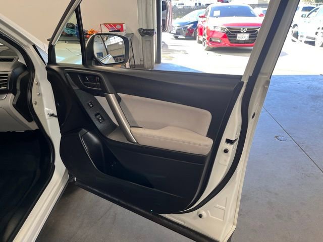 Used 2015 Subaru Forester 2.5i Premium w/ Popular Package #2 image 12