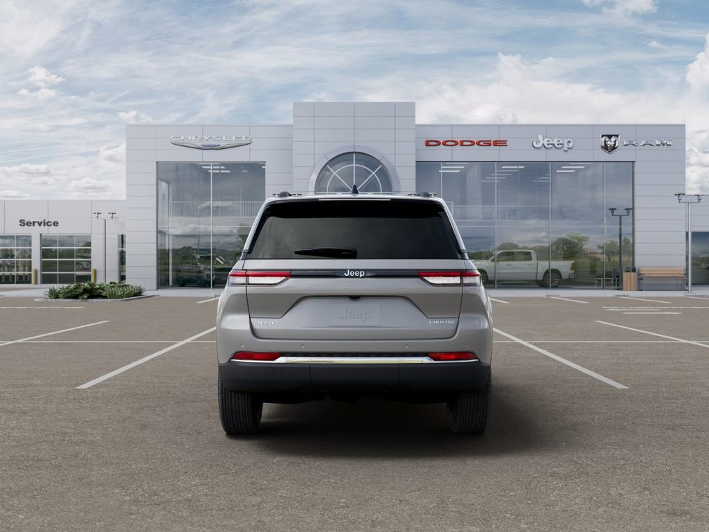 New 2025 Jeep Grand Cherokee Laredo X w/ Luxury Tech Group I image 8